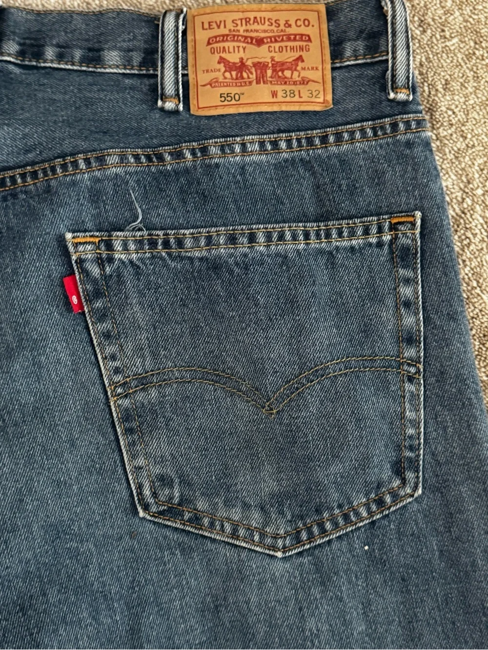 Classic Men's Medium Blue Levis 550 Jeans
